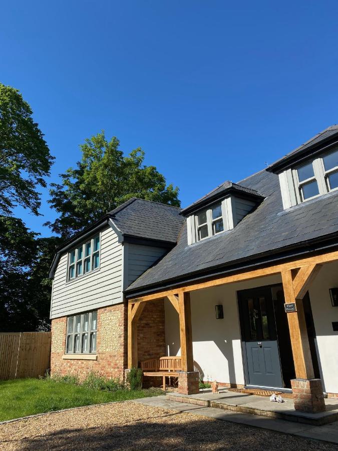치체스터 Flint House - Goodwood Events B&B 외부 사진